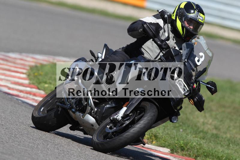 Archiv-2022/57 29.08.2022 Plüss Moto Sport ADR/Einsteiger/3